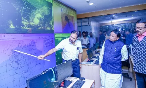 चक्रवात दाना की तैयारियों की समीक्षा के बाद Odisha CM ने आश्वासन दिया