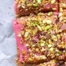 Sweet Recipes: त्यौहार पर घर पर बनाएं  स्वादिष्ट मिठाइयाँ