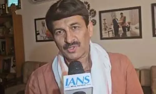 आम आदमी पार्टी लूट और झूठ के चक्कर में पड़ गई : मनोज तिवारी आम आदमी पार्टी लूट और झूठ के चक्कर में पड़ गई : मनोज तिवारी