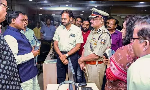 Cyclone Dana: बुधवार शाम तक ओडिशा में 3 लाख लोगों को निकाला गया Cyclone Dana: बुधवार शाम तक ओडिशा में 3 लाख लोगों को निकाला गया