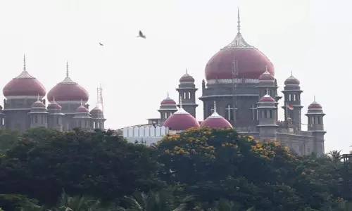Telangana: तेलंगाना हाईकोर्ट ने तोड़फोड़ अभियान पर रोक लगाने से किया इनकार Telangana: तेलंगाना हाईकोर्ट ने तोड़फोड़ अभियान पर रोक लगाने से किया इनकार