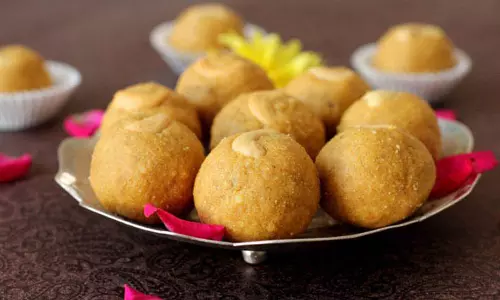 Kaju लड्डू रेसिपी