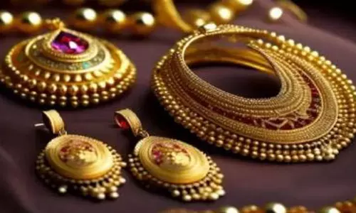 Gold and silver की कीमतों में गिरावट चांदी आज 1,442 रुपये गिरी
