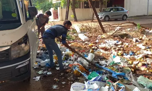 त्यौहारी को देखते हुए शहर के चारो तरफ सफाई अभियान जारी
