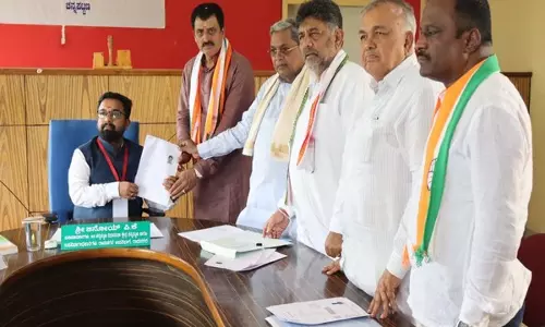 Karnataka: चन्नपटना उपचुनाव के लिए कांग्रेस उम्मीदवार ने नामांकन दाखिल किया