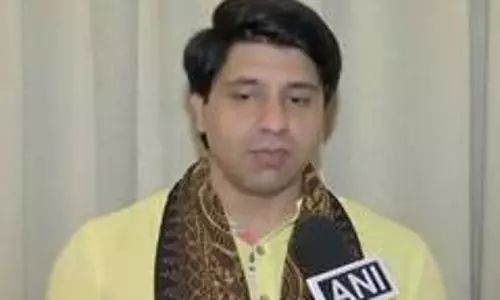 उद्धव को CM का चेहरा तक नहीं बनाया गया और कांग्रेस MVA में कच्चा निंबू बन गई: Shehzad Poonawalla