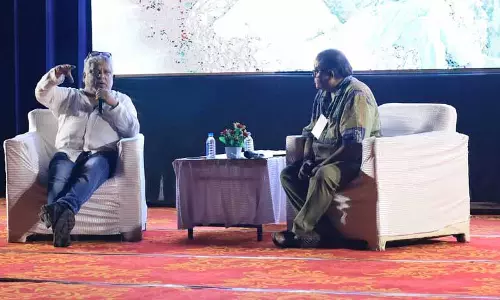 Himachal: सुदीप्तो सेन को हिम फिल्मोत्सव-2024 में विरोध का सामना करना पड़ा Himachal: सुदीप्तो सेन को हिम फिल्मोत्सव-2024 में विरोध का सामना करना पड़ा