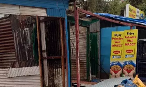 Naddi में वन भूमि पर अतिक्रमण ध्वस्त Naddi में वन भूमि पर अतिक्रमण ध्वस्त