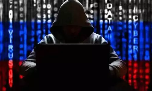 Hyderabad साइबर क्राइम पुलिस ने पीड़ित को 53 लाख रुपये वापस किए Hyderabad साइबर क्राइम पुलिस ने पीड़ित को 53 लाख रुपये वापस किए
