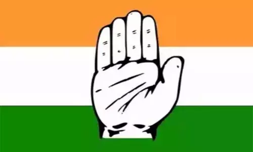 JKPCC के अनुशासनात्मक पैनल ने मोंगा, अनवर भट समेत अन्य मामलों पर चर्चा की JKPCC के अनुशासनात्मक पैनल ने मोंगा, अनवर भट समेत अन्य मामलों पर चर्चा की