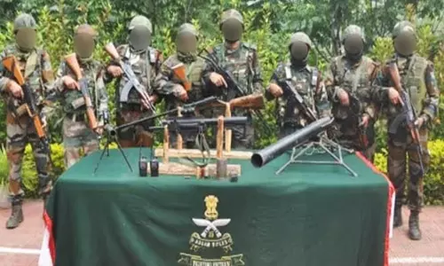 Assam राइफल्स ने मणिपुर में संयुक्त अभियान में हथियार जब्त