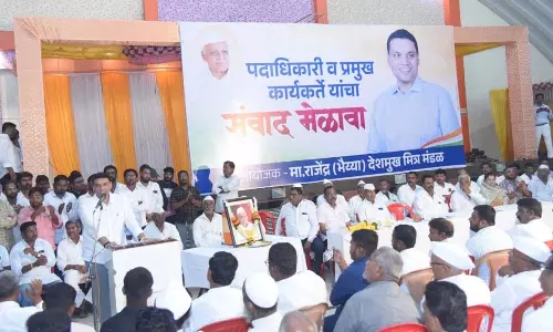 रोहित पवार ने MLA राम शिंदे और बीजेपी को दिया बड़ा झटका रोहित पवार ने MLA राम शिंदे और बीजेपी को दिया बड़ा झटका