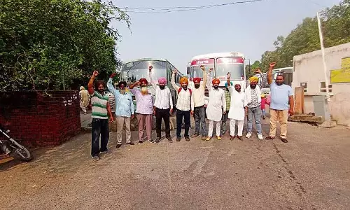 Amritsar: यूनियन ने तरनतारन में रैली निकाली Amritsar: यूनियन ने तरनतारन में रैली निकाली
