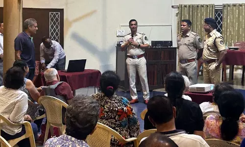 GOA: वरिष्ठ नागरिकों को साइबर अपराध और धोखाधड़ी के बारे में जागरूक किया
