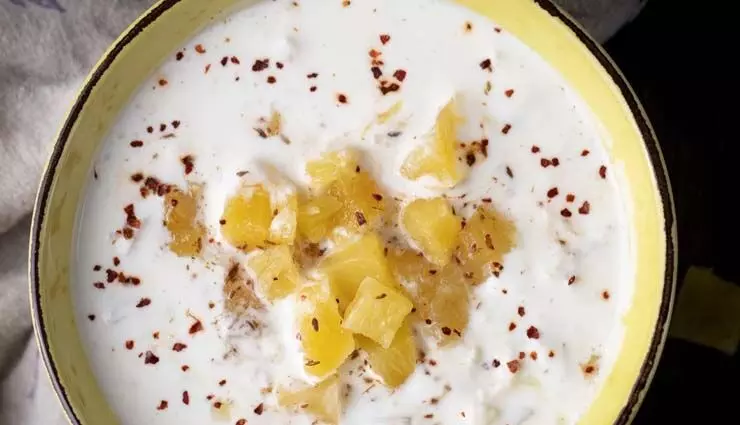 Pineapple Raita:  खास मौकों पर मचा देगा धूम