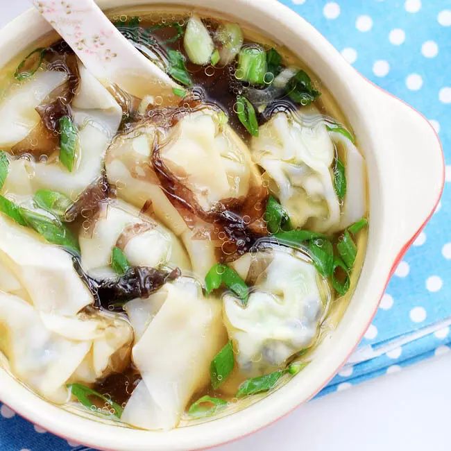 Veg Wonton सूप रेसिपी