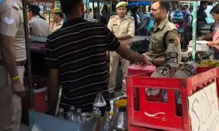 Noida: पुलिस का युवा वर्ग को नशे के चंगुल से बचाने के लिए ऑपरेशन प्रहार