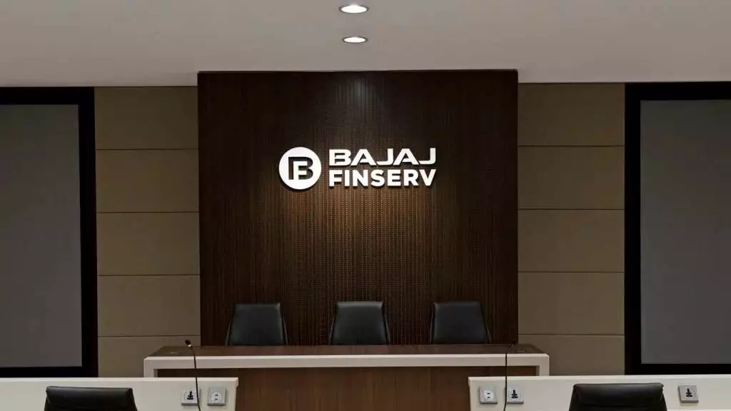 Bajaj Finserv शेयर में -2.09% की गिरावट