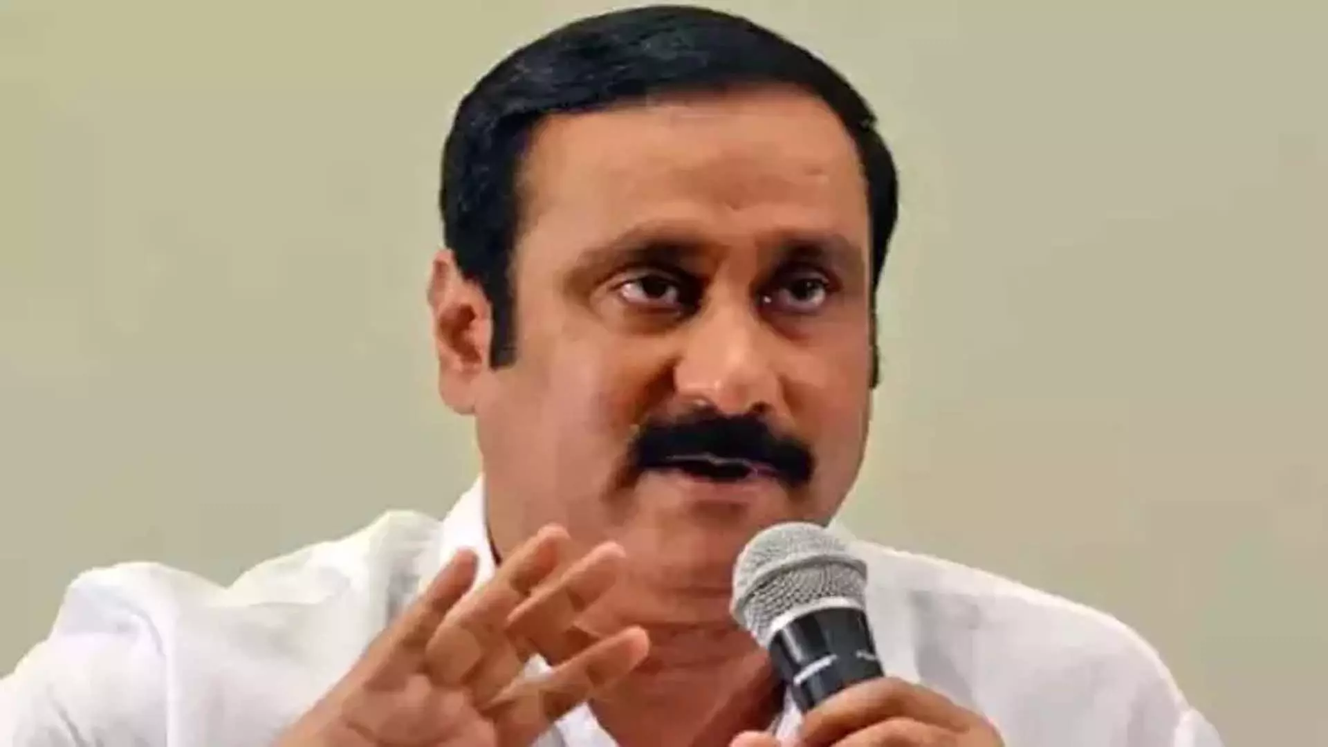 Anbumani Ramadoss ने श्रमिकों को दीपावली बोनस और उपहार देने की मांग की