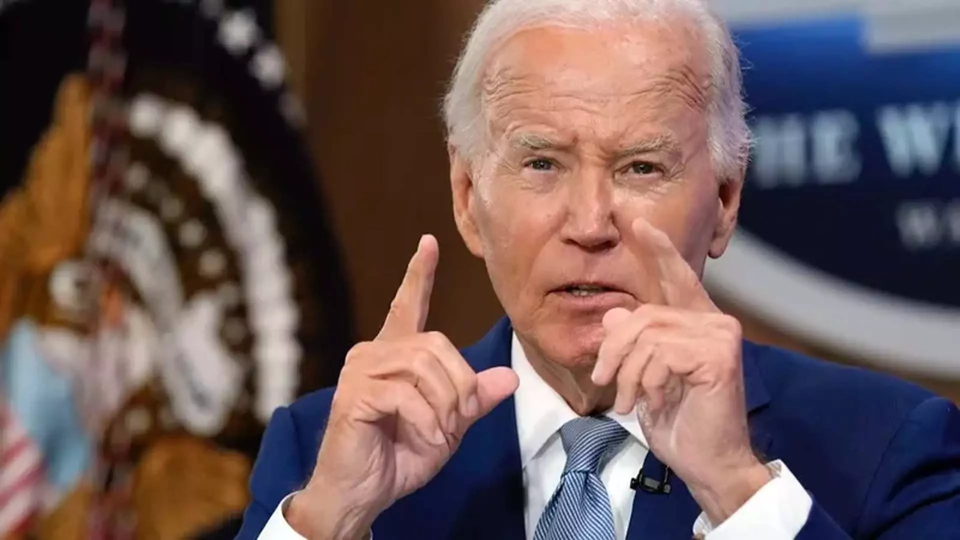 Joe Biden ने अपने मूल देश का दौरा किया, 150 साल पुरानी नीति के पाप के लिए माफ़ी मांगी