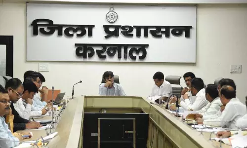 Haryana: पराली जलाने पर सख्त नियंत्रण सुनिश्चित करें Haryana: पराली जलाने पर सख्त नियंत्रण सुनिश्चित करें