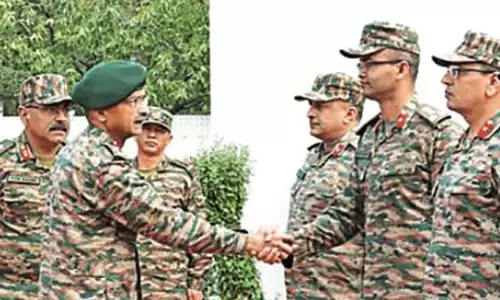 J&K: उत्तरी कमांडर ने शालटेंग गैरीसन का दौरा किया, सुरक्षा स्थिति की समीक्षा की