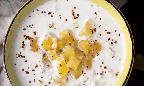 Pineapple Raita:  खास मौकों पर मचा देगा धूम