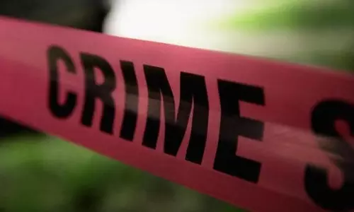 परिवार उजड़ा महिला के अफेयर के चक्कर में, बेटी की हत्या, पति ने किया सुसाइड परिवार उजड़ा महिला के अफेयर के चक्कर में, बेटी की हत्या, पति ने किया सुसाइड