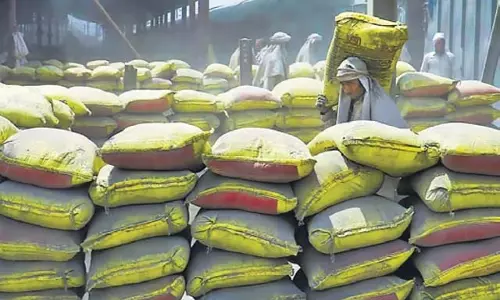 सितंबर तिमाही में एसीसी का मुनाफा 48 फीसदी घटकर 200 करोड़ रुपये रह गया