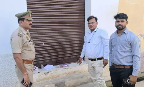 Deoband: प्रशासन का झोलाछाप चिकित्सकों के खिलाफ अभियान शुरू हुआ Deoband: प्रशासन का झोलाछाप चिकित्सकों के खिलाफ अभियान शुरू हुआ