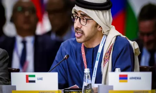 UAE के विदेश मंत्री अब्दुल्ला बिन जायद ने कज़ान में ब्रिक्स प्लस शिखर सम्मेलन में भाग लिया UAE के विदेश मंत्री अब्दुल्ला बिन जायद ने कज़ान में ब्रिक्स प्लस शिखर सम्मेलन में भाग लिया