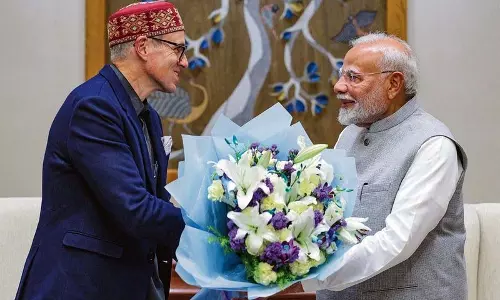Omar ने दिल्ली में प्रधानमंत्री मोदी से मुलाकात की, राज्य का दर्जा देने का प्रस्ताव सौंपा