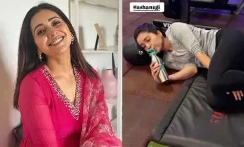 वर्कआउट नहीं, जिम में क्या करती हैं: Asha Negi वर्कआउट नहीं, जिम में क्या करती हैं: Asha Negi