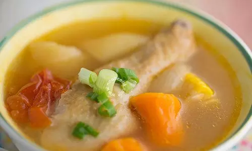 Cantonese चिकन सूप रेसिपी