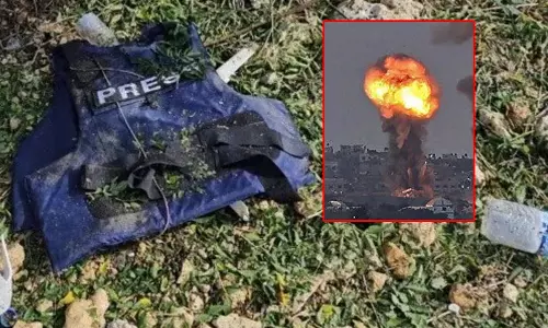 3 पत्रकार की मौत, मीडिया दफ्तर बना निशाना 3 पत्रकार की मौत, मीडिया दफ्तर बना निशाना