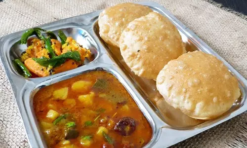 जानिए पूरी भाजी रेसिपी