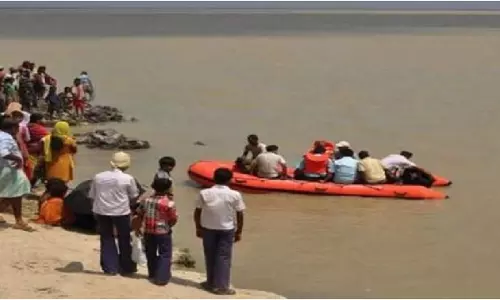 Odisha के बालासोर जिले में सुवर्णरेखा नदी में कक्षा 10 का छात्र लापता Odisha के बालासोर जिले में सुवर्णरेखा नदी में कक्षा 10 का छात्र लापता