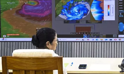 CM Mamata Banerjee: बंगाल में चक्रवात दाना से केवल एक व्यक्ति की मौत हुई