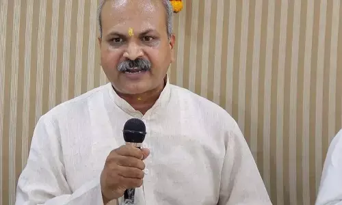 Malegaon विस्फोट के आरोपी ने फिल्म ‘मैच फिक्सिंग-द नेशन एट स्टेक’ पर प्रतिबंध लगाने की मांग की Malegaon विस्फोट के आरोपी ने फिल्म ‘मैच फिक्सिंग-द नेशन एट स्टेक’ पर प्रतिबंध लगाने की मांग की