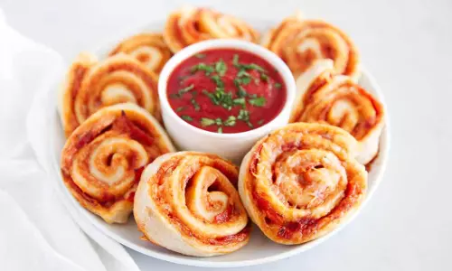 Pizza पिनव्हील्स रेसिपी