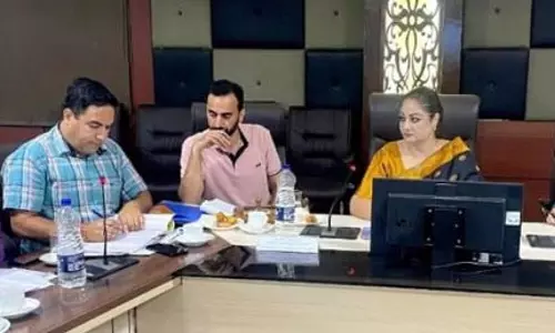 KVIB अध्यक्ष ने बैंकर्स समीक्षा बैठक की अध्यक्षता की KVIB अध्यक्ष ने बैंकर्स समीक्षा बैठक की अध्यक्षता की