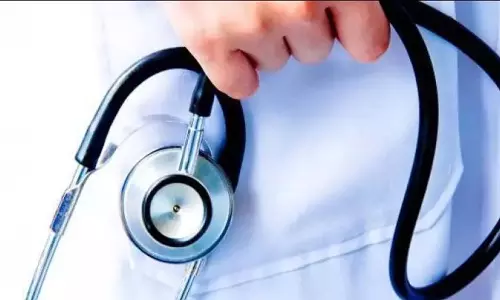 Andhra Pradesh: नारायण अस्पताल पर मेडिकल लापरवाही के लिए 5 लाख का जुर्माना Andhra Pradesh: नारायण अस्पताल पर मेडिकल लापरवाही के लिए 5 लाख का जुर्माना