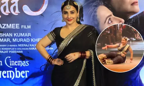 Madhuri Dixit के साथ डांस करते हुए मंच पर गिर गईं विद्या बालन, फिर किया कुछ ऐसा...