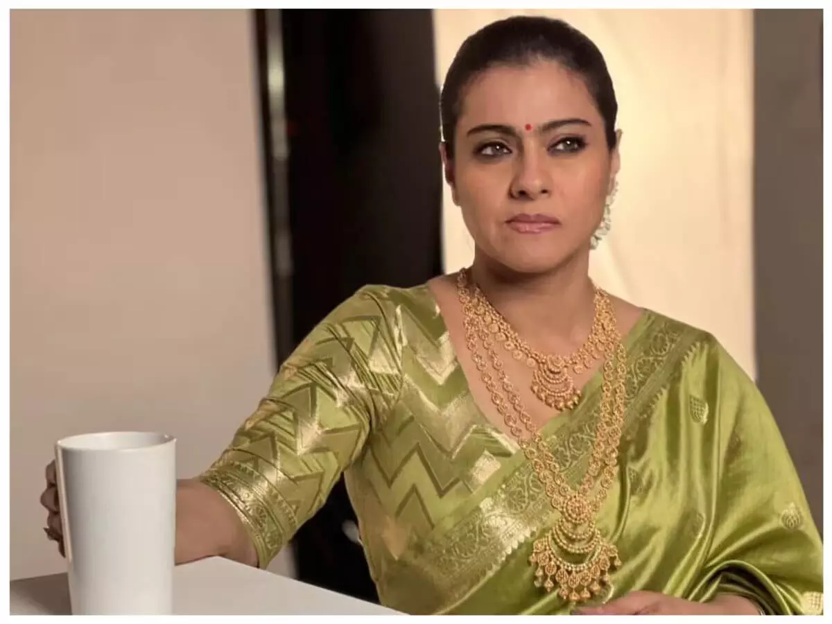 Kajol ने जवाब दिया जब पूछा गया कि क्यों वह चिढ़ते हैं और अपने पैप्स पर चिल्लाते