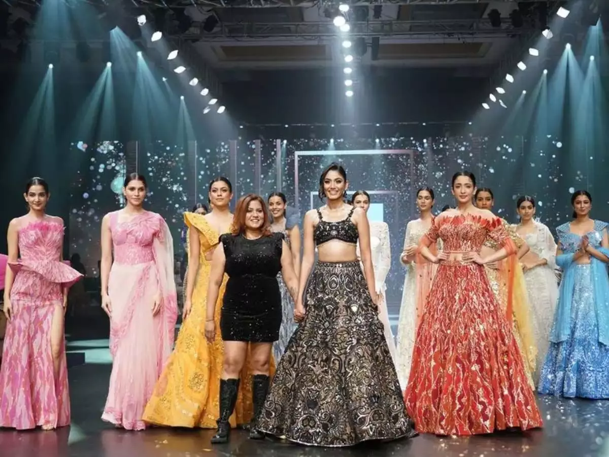 Bombay Times Fashion Week 2024: ब्यूटी क्वीन्स ने रैंप पर बिखेरा जलवा