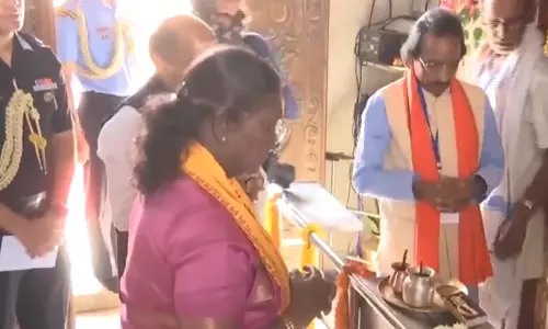 राष्ट्रपति द्रौपदी मुर्मू ने रायपुर में जगन्नाथ मंदिर में पूजा-अर्चना की