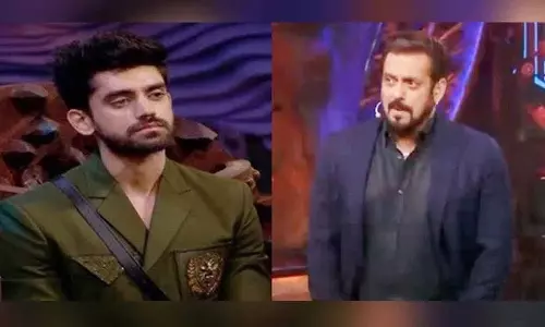 Bigg Boss 18: सलमान खान ने अविनाश से कहा आप खुद अपना विनाश कर दोगे Bigg Boss 18: सलमान खान ने अविनाश से कहा आप खुद अपना विनाश कर दोगे