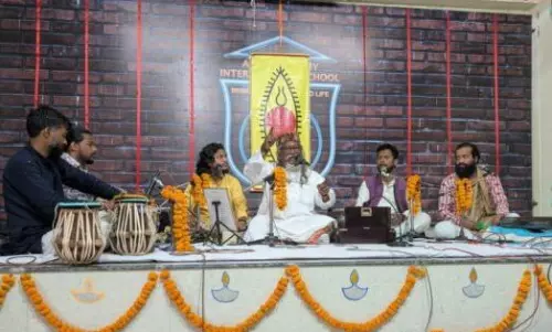 Muzaffarnagar: आर्य एकेडमी इंटरनेशनल स्कूल में कबीर वाणी कार्यक्रम का आयोजन हुआ Muzaffarnagar: आर्य एकेडमी इंटरनेशनल स्कूल में कबीर वाणी कार्यक्रम का आयोजन हुआ