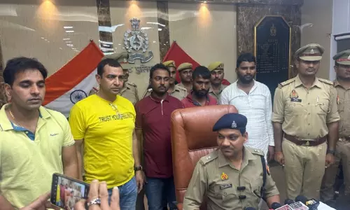 Khatauli: दुकानदार नहीं हटाना चाहते अपना अतिक्रमण Khatauli: दुकानदार नहीं हटाना चाहते अपना अतिक्रमण