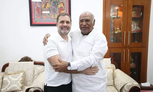 राहुल गांधी ने मल्लिकार्जुन खड़गे को उनके कार्यकाल के दो साल पूरे होने पर बधाई दी